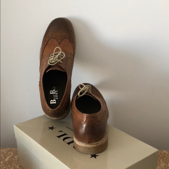 Men’s shoes